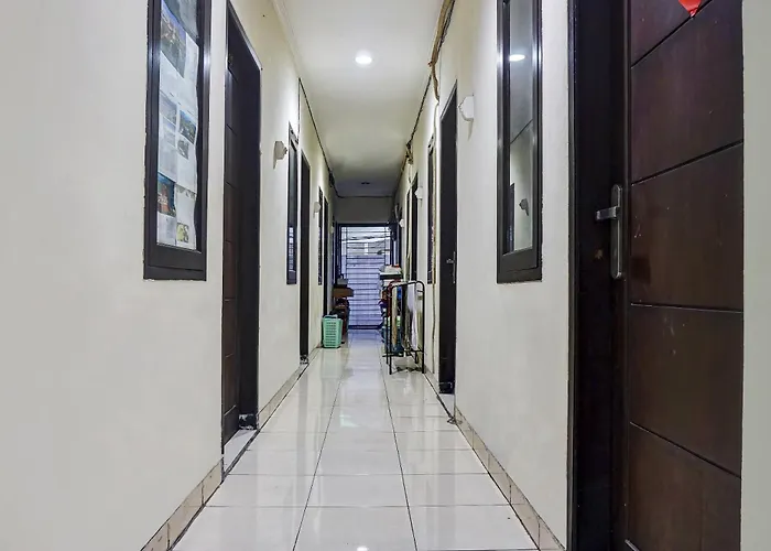 Hotel O Royani Residence Jakarta